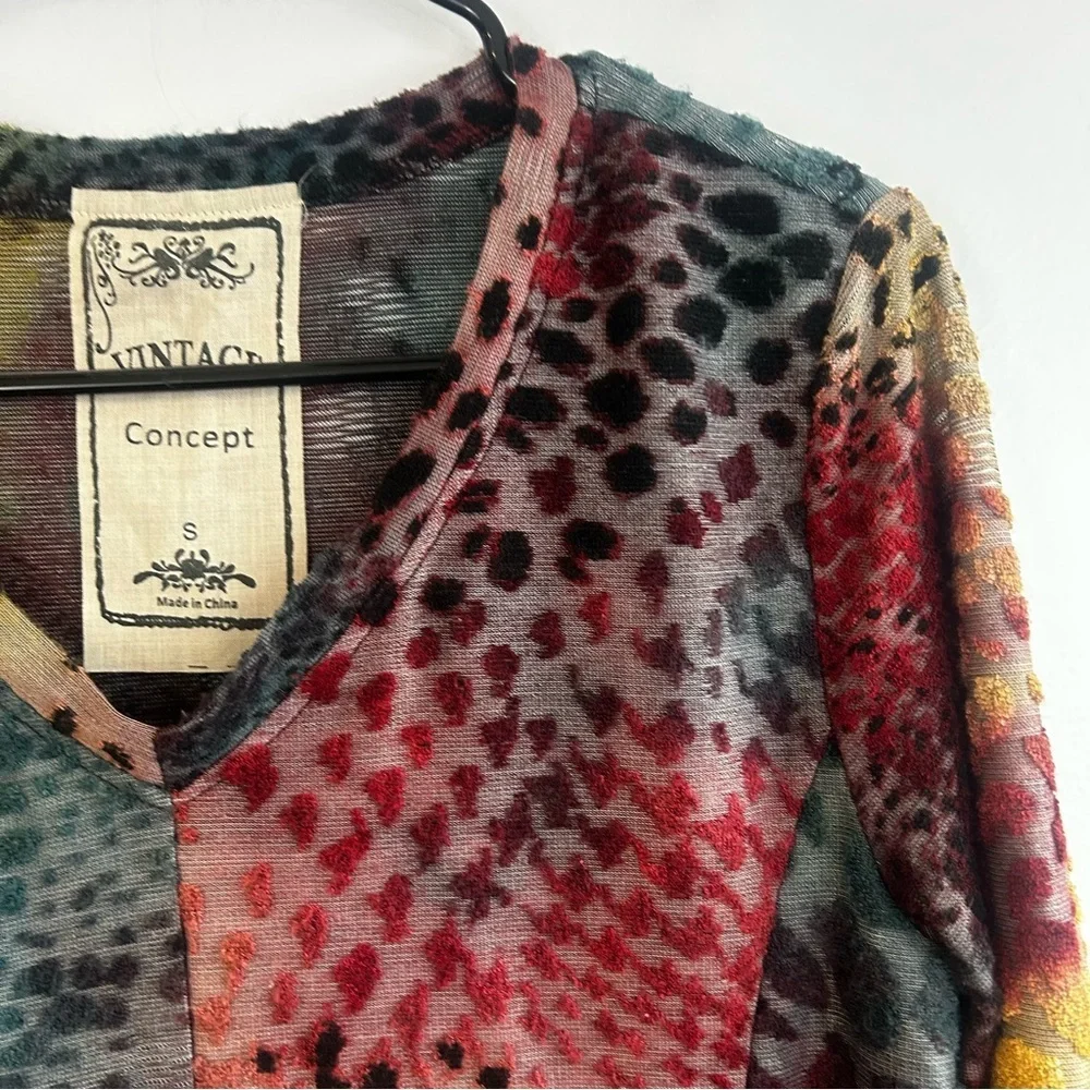 Vintage Concept Multicolor Animal Print Long Sleeve Tunic Boho Top Size Small